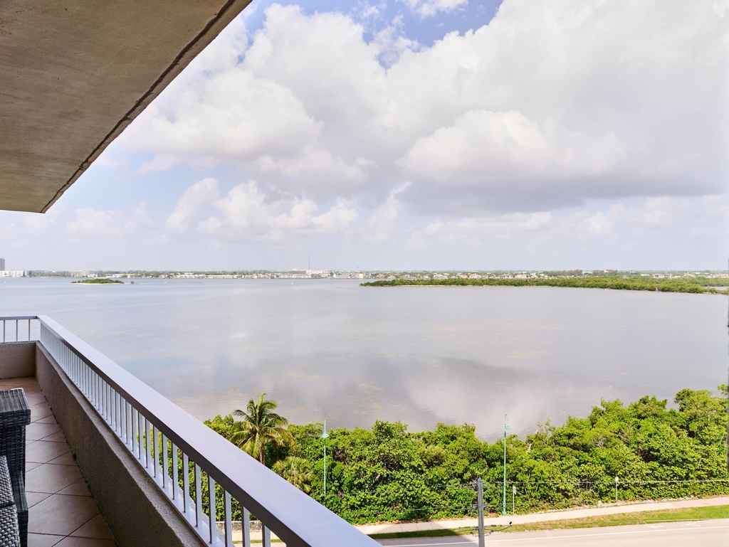 5550 N Ocean Drive - Photo 8