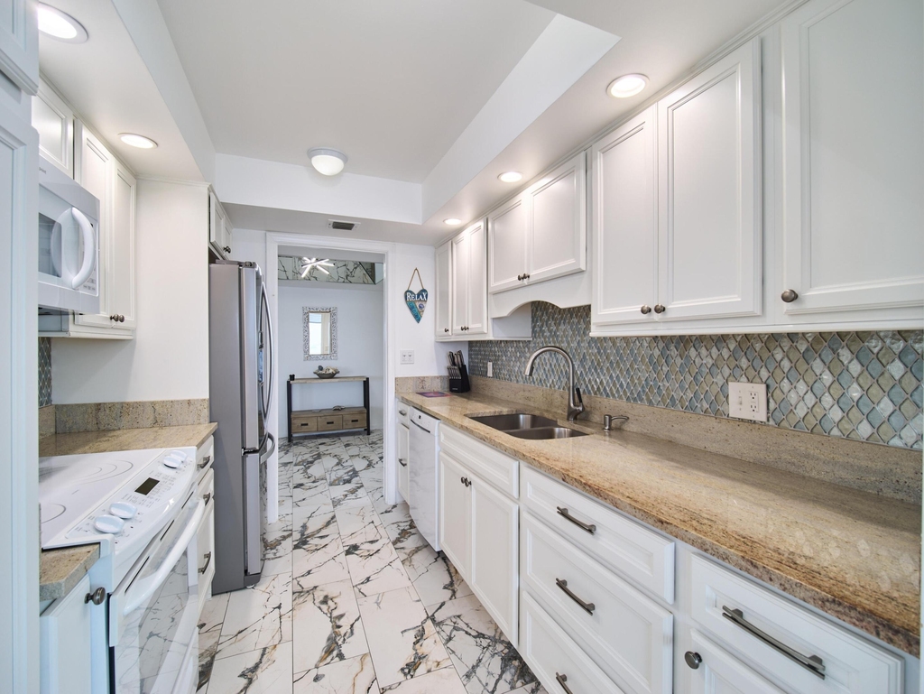5550 N Ocean Drive - Photo 13