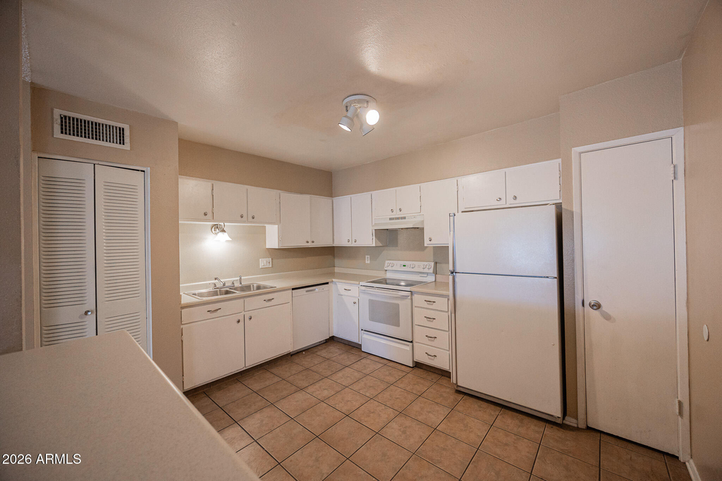 720 S Dobson Road - Photo 12