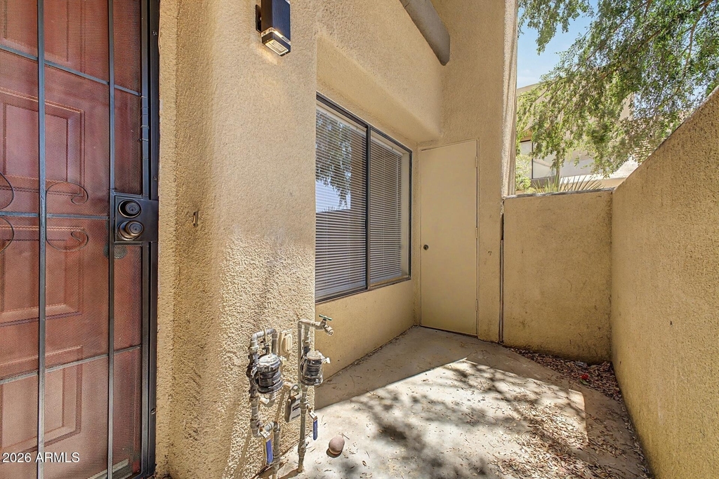 1432 W Emerald Avenue - Photo 2