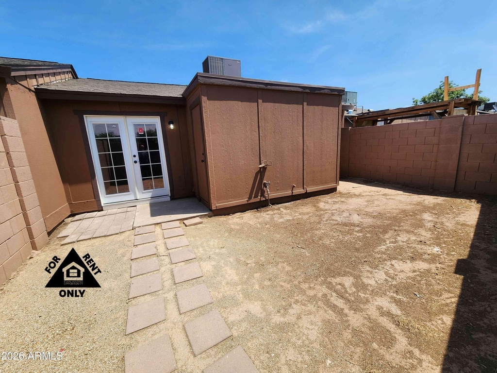 3646 N 67th Avenue - Photo 10