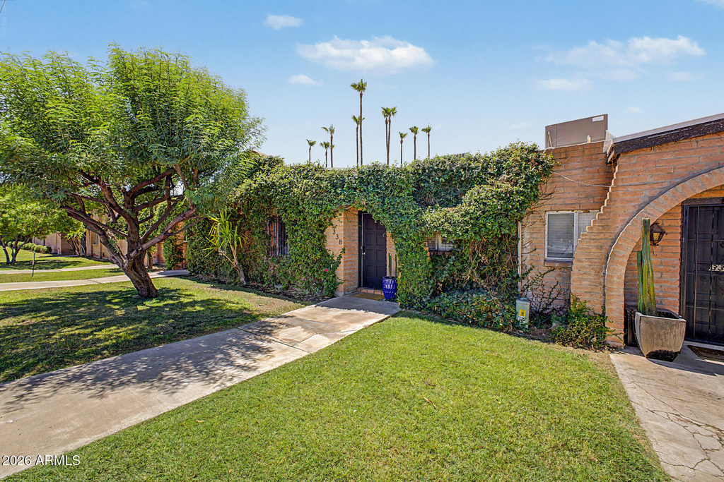 3046 N 32nd Street - Photo 1