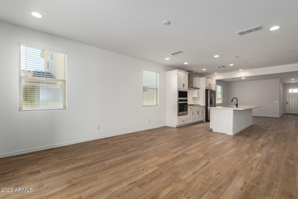 17318 W Surrey Drive - Photo 13
