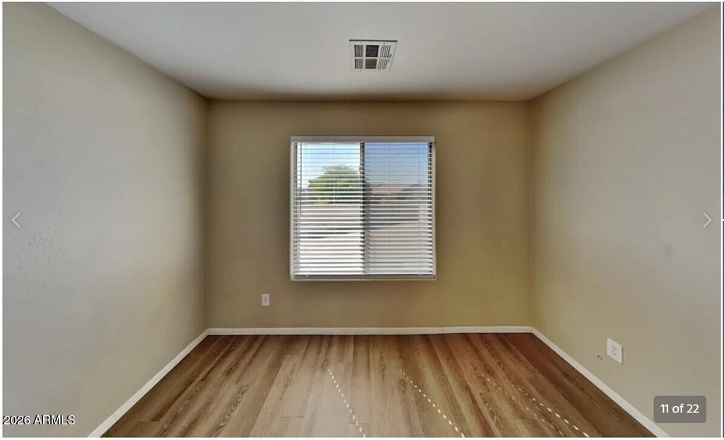 11401 W Windsor Avenue - Photo 8