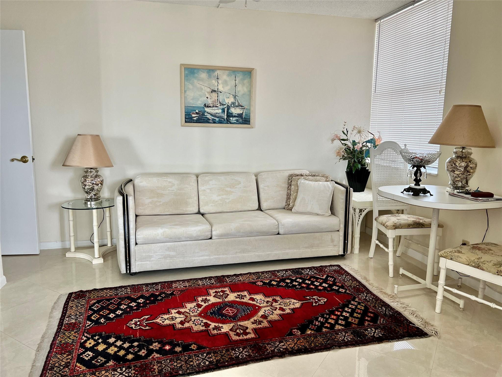 111 Briny Avenue - Photo 11
