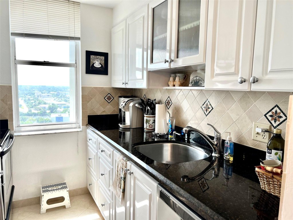 111 Briny Avenue - Photo 14