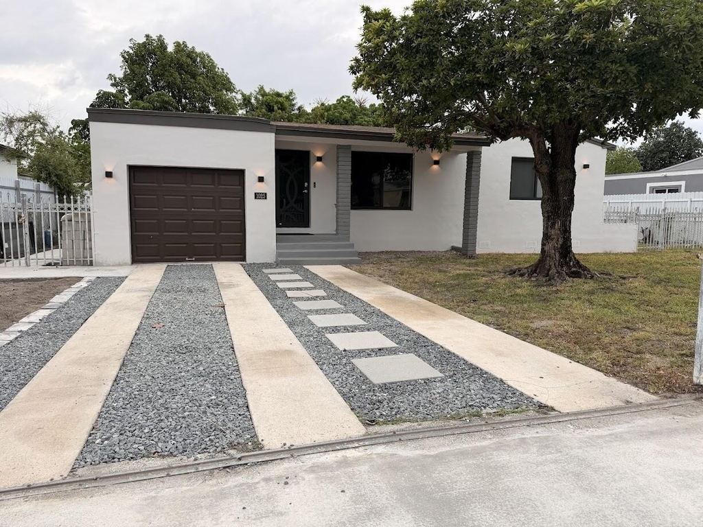 1025 Nw 148th Street - Photo 0