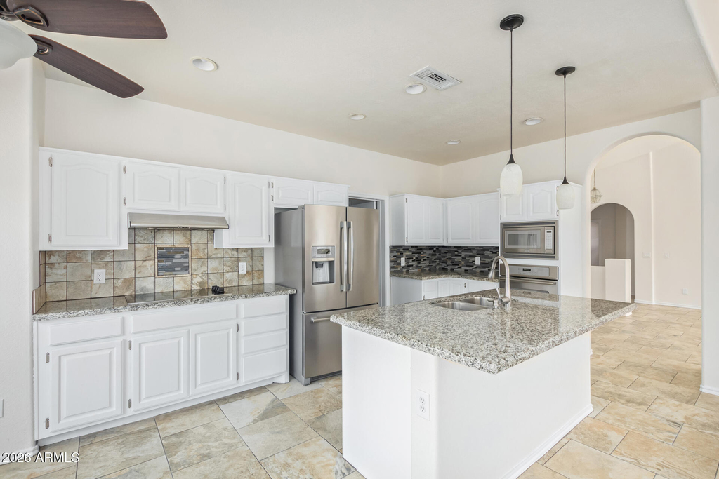 8495 S Maple Avenue - Photo 14