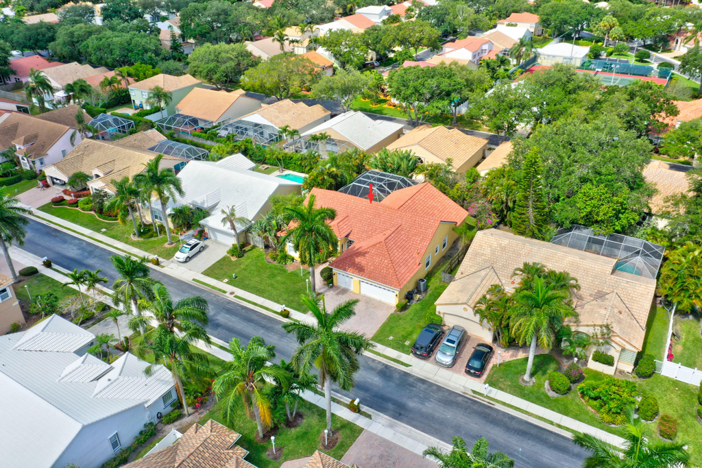 10207 Allamanda Boulevard - Photo 46