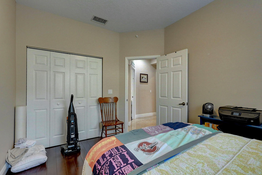 10207 Allamanda Boulevard - Photo 35