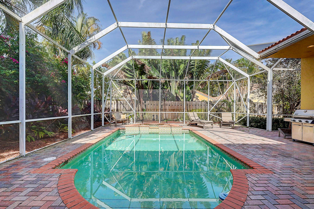 10207 Allamanda Boulevard - Photo 37