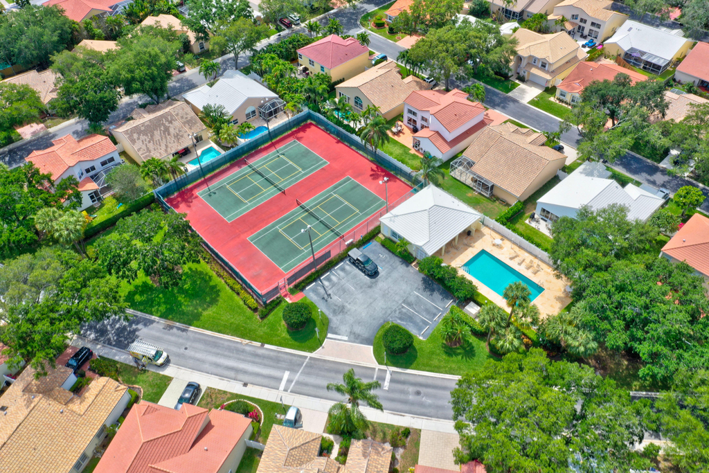 10207 Allamanda Boulevard - Photo 53