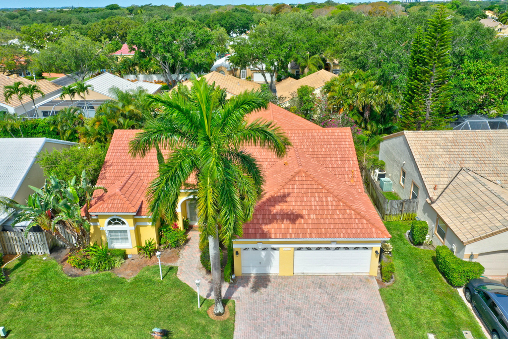10207 Allamanda Boulevard - Photo 43
