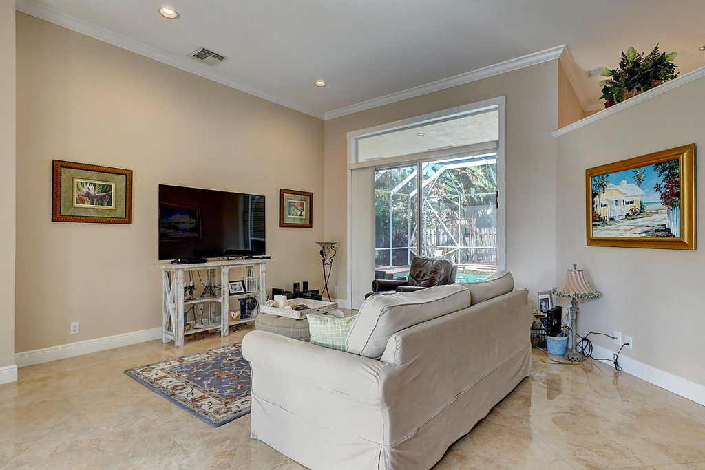 10207 Allamanda Boulevard - Photo 6