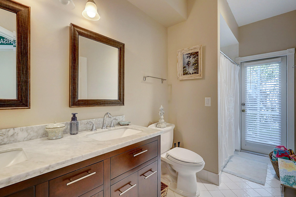 10207 Allamanda Boulevard - Photo 36