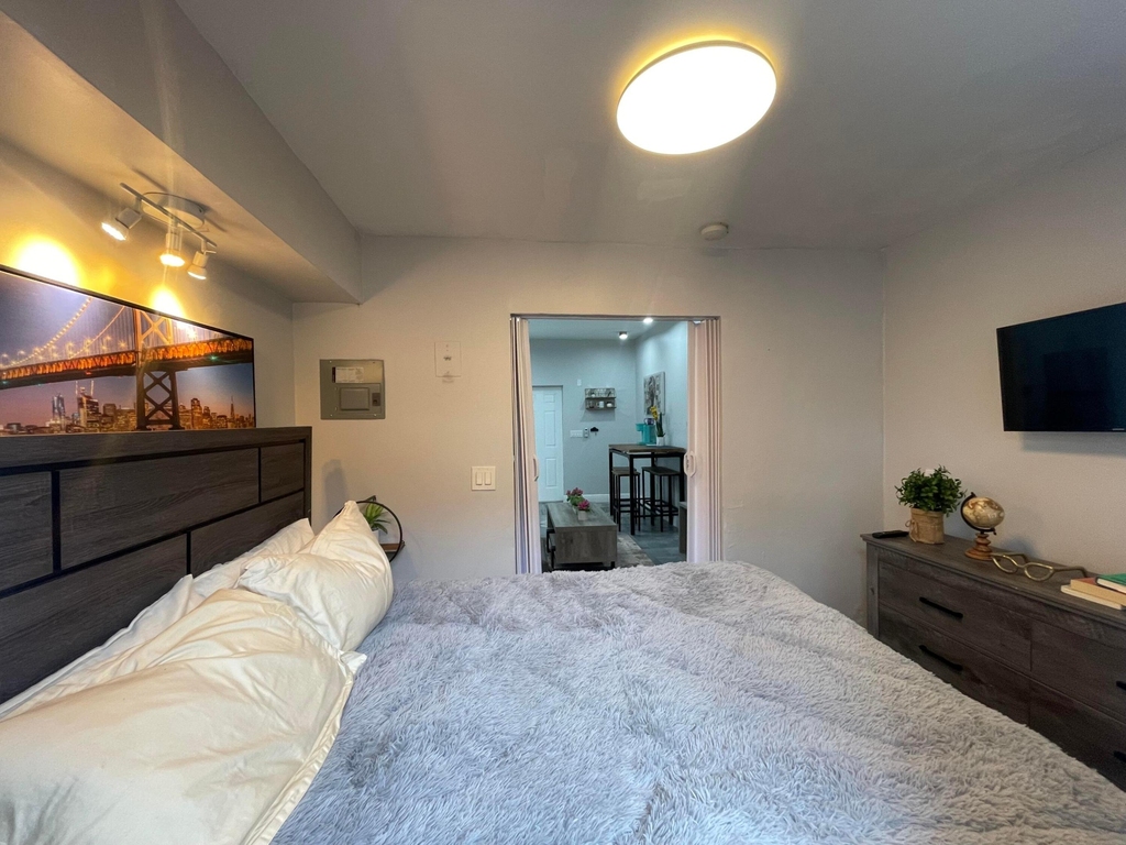 824 Ne 4th Street - Photo 4