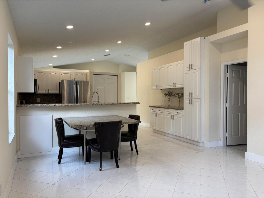 9676 Cherry Blossom Court - Photo 7