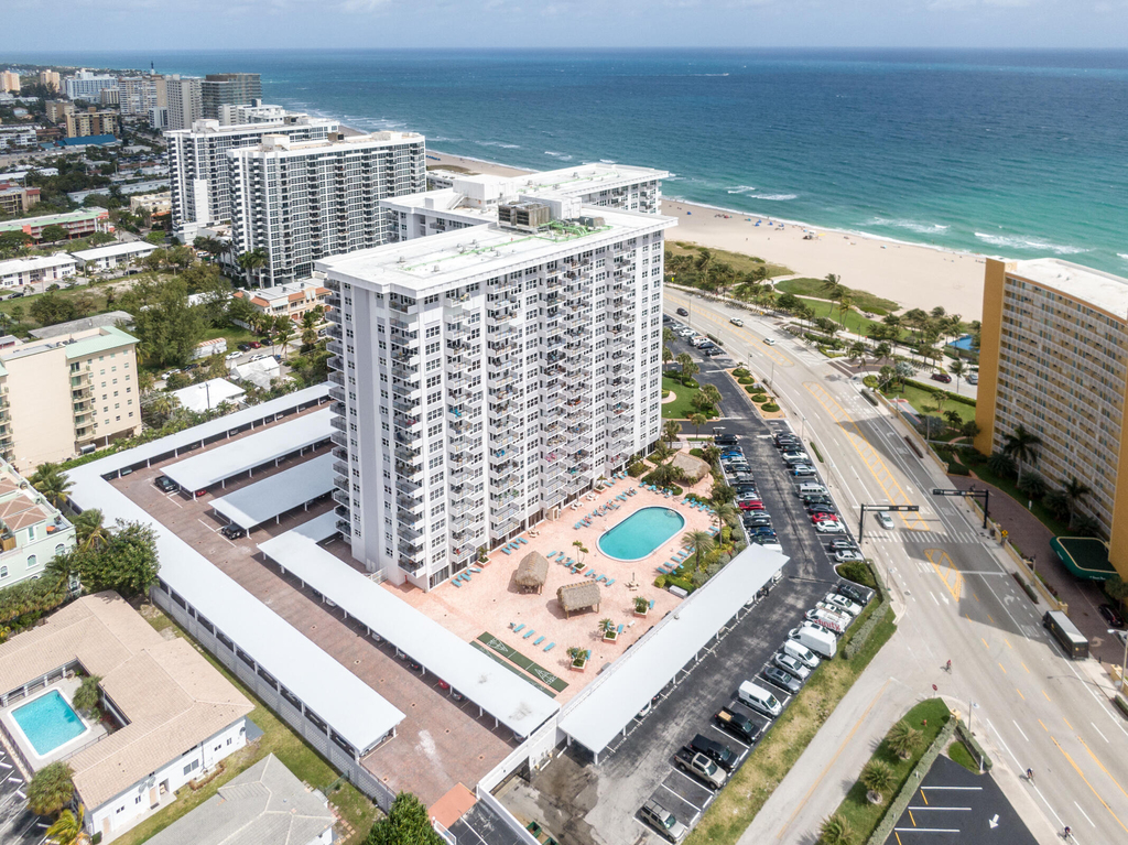 405 N Ocean Boulevard - Photo 2