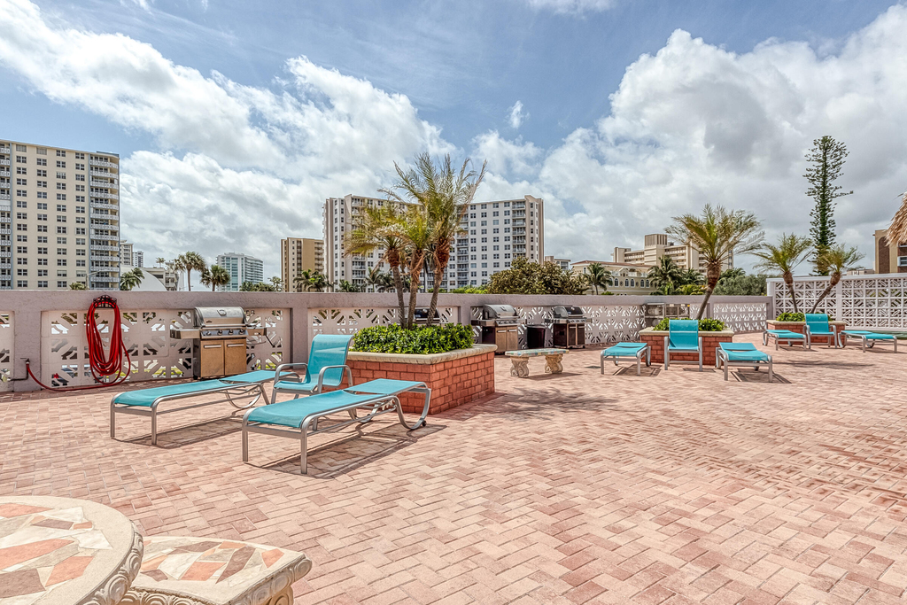 405 N Ocean Boulevard - Photo 26