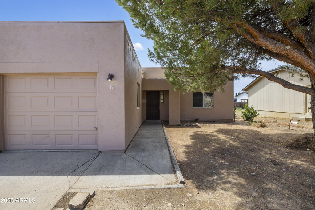 7131 E Thrush Lane - Photo 0