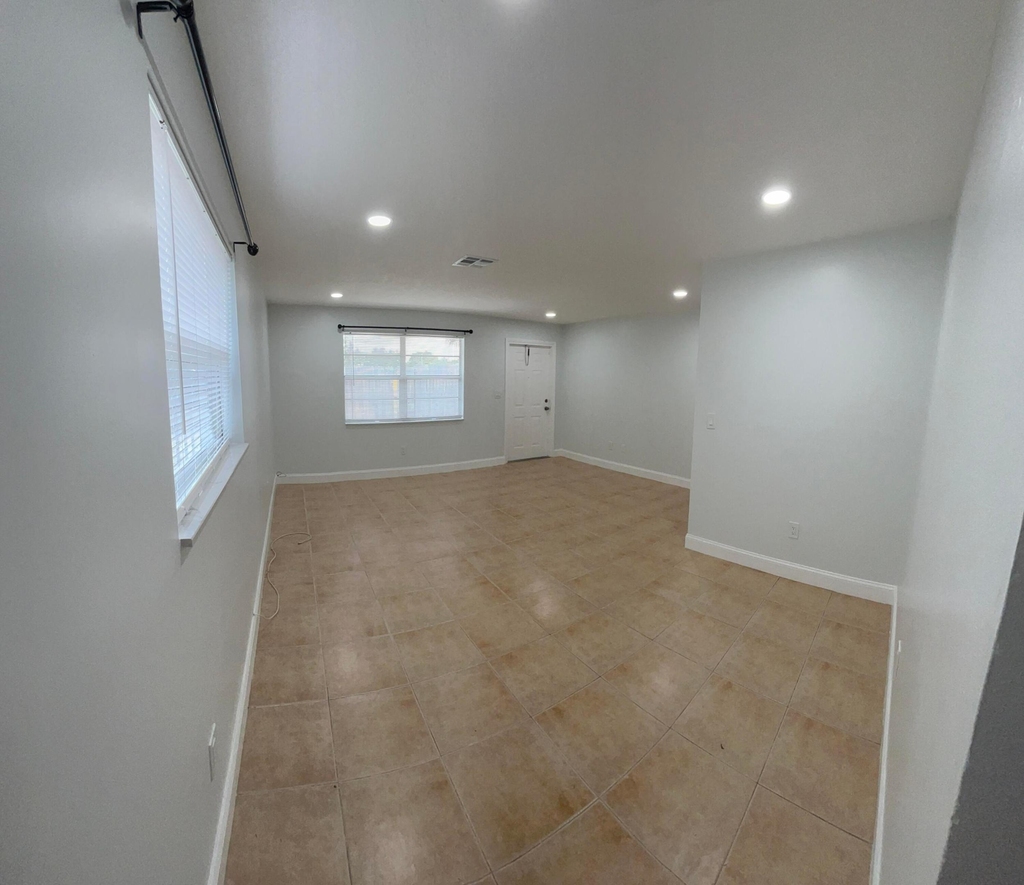 522 46th Street - Photo 13