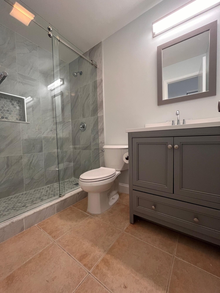 522 46th Street - Photo 0