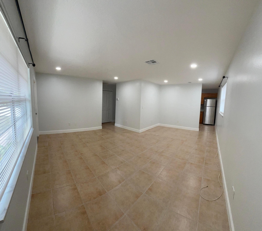 522 46th Street - Photo 12