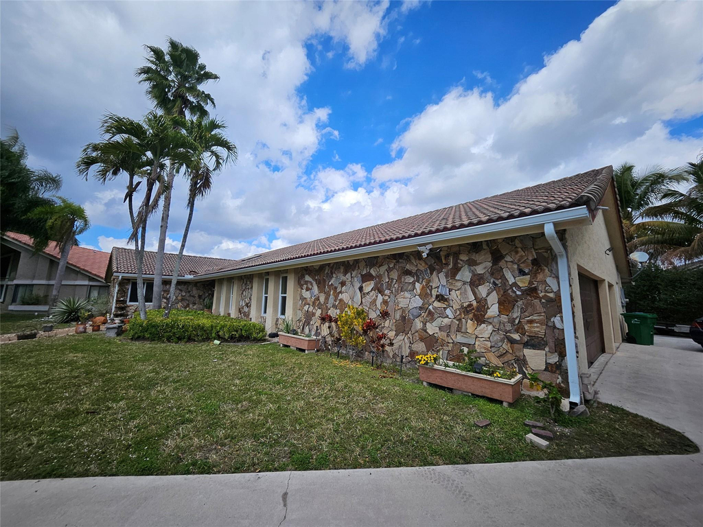197 Nw 113th Way - Photo 8