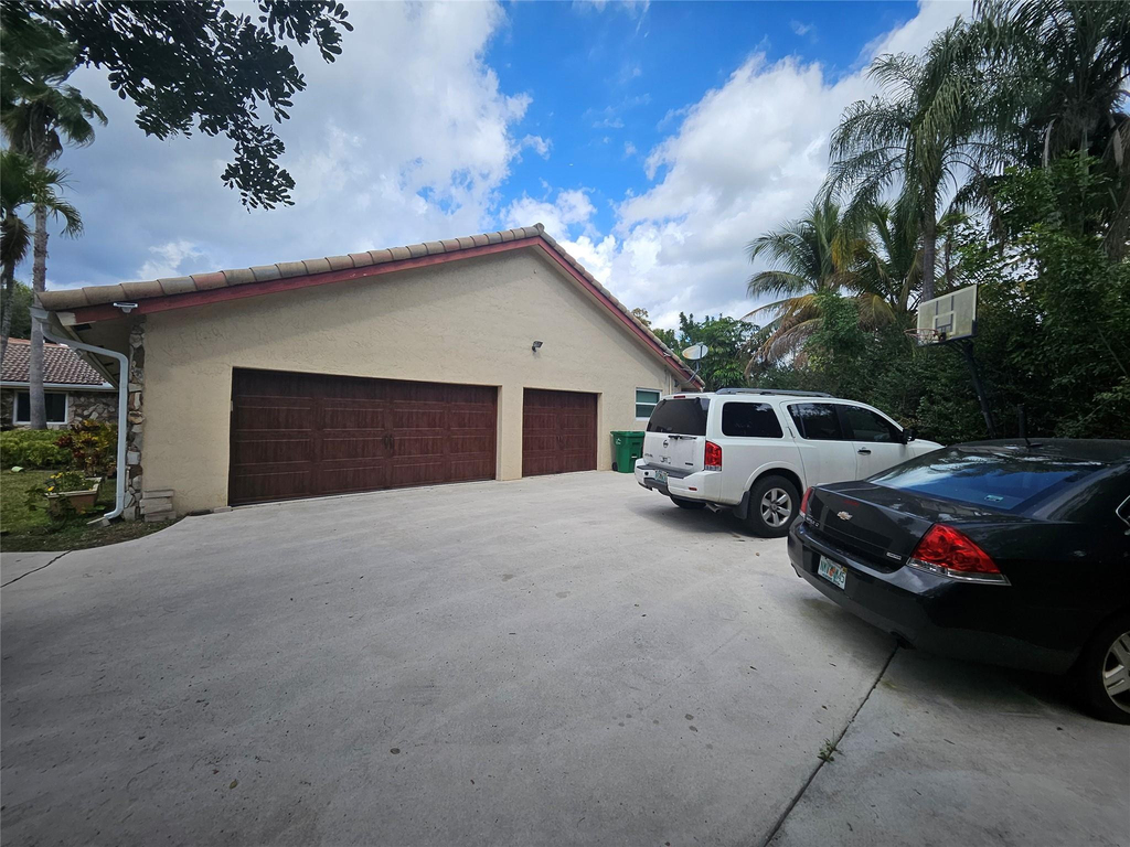 197 Nw 113th Way - Photo 7