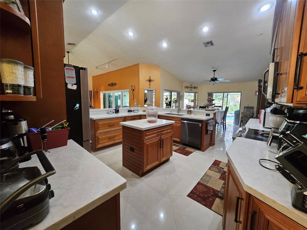 197 Nw 113th Way - Photo 25