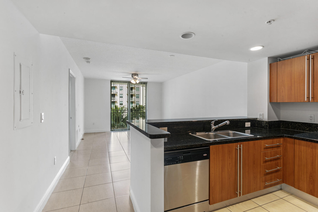 610 Clematis Street - Photo 0