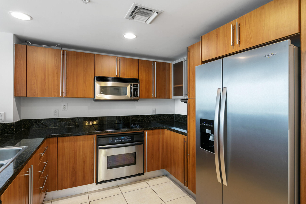 610 Clematis Street - Photo 3