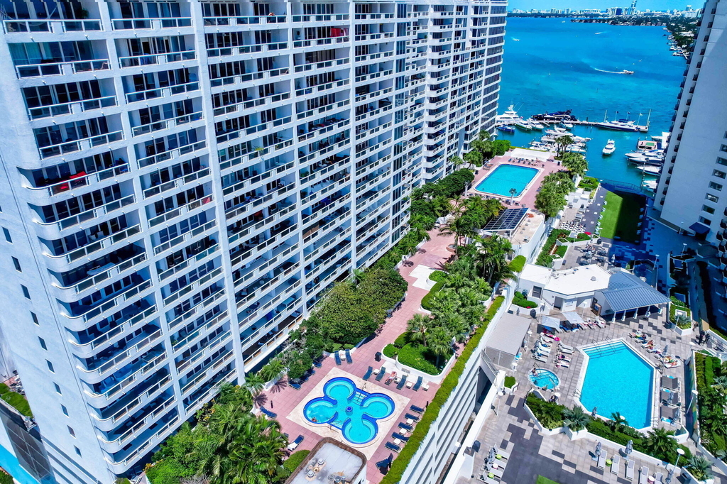 1717 N Bayshore Drive - Photo 12