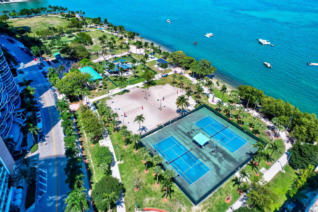1717 N Bayshore Drive - Photo 13