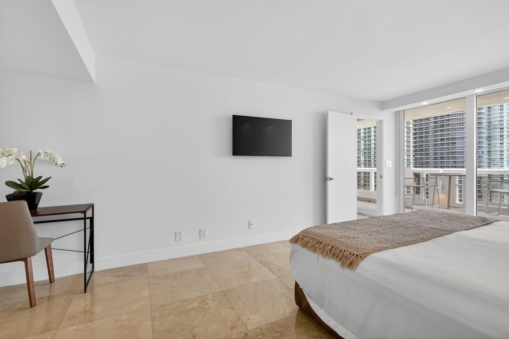 1717 N Bayshore Drive - Photo 23