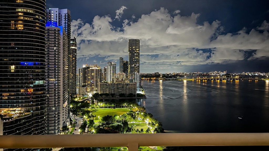 1717 N Bayshore Drive - Photo 56