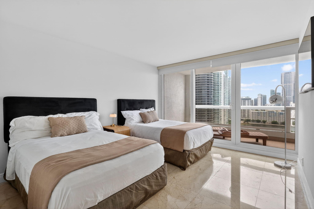 1717 N Bayshore Drive - Photo 38