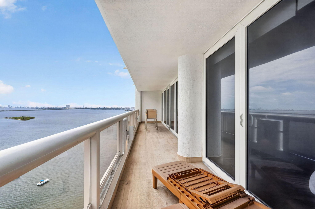 1717 N Bayshore Drive - Photo 6