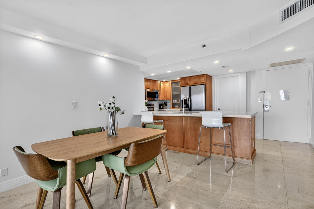 1717 N Bayshore Drive - Photo 51