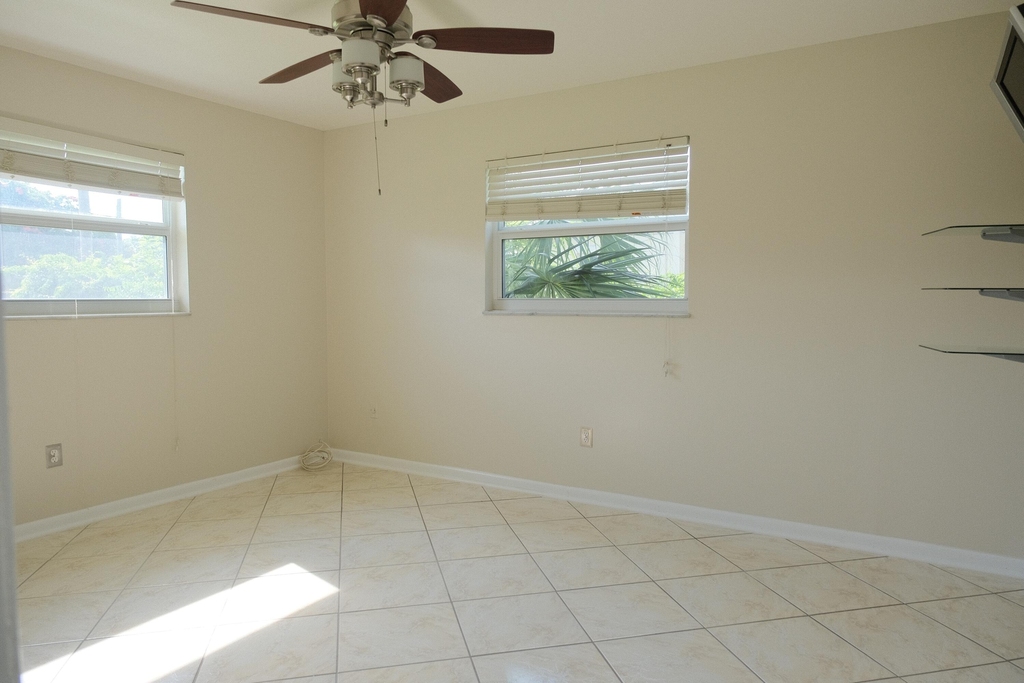 980 Woodland Avenue - Photo 6
