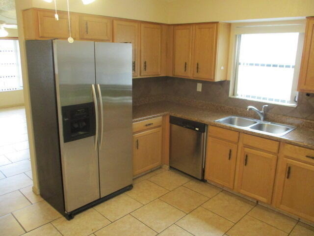 9077 E Highland Pines Drive - Photo 7