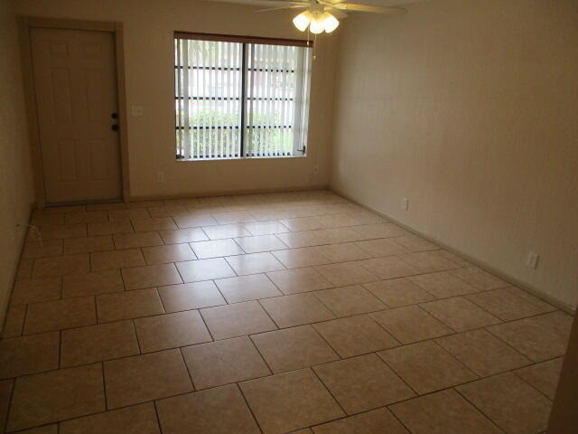 9077 E Highland Pines Drive - Photo 3