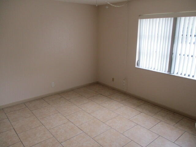 9077 E Highland Pines Drive - Photo 11