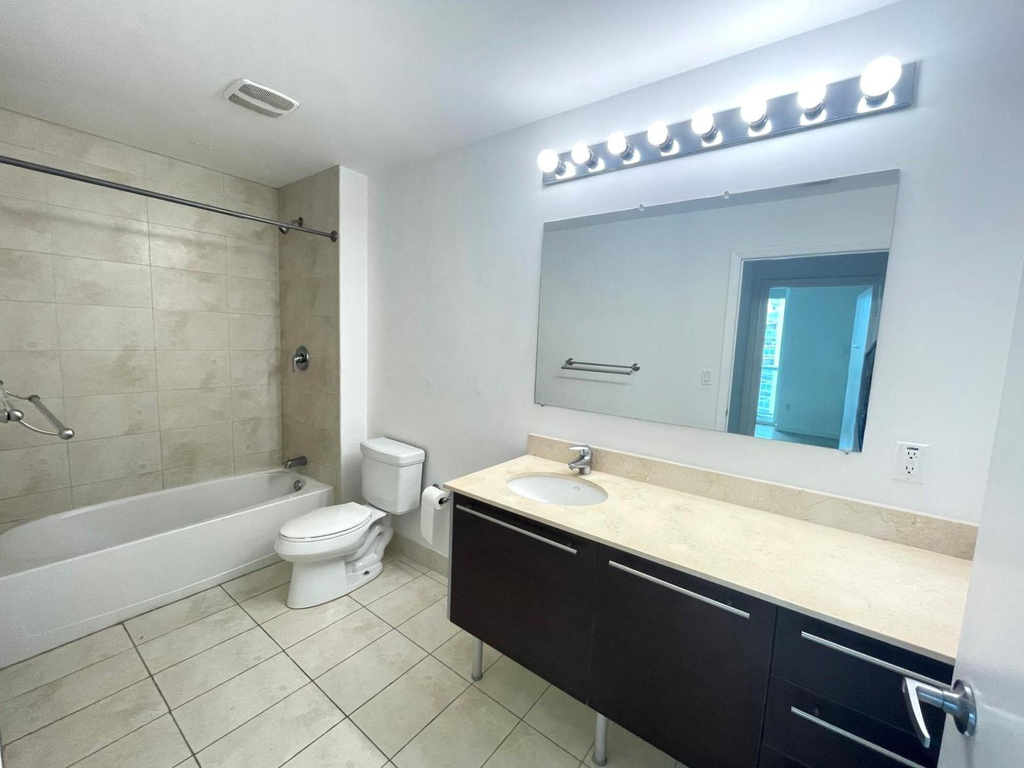 1900 N Bayshore Drive - Photo 7