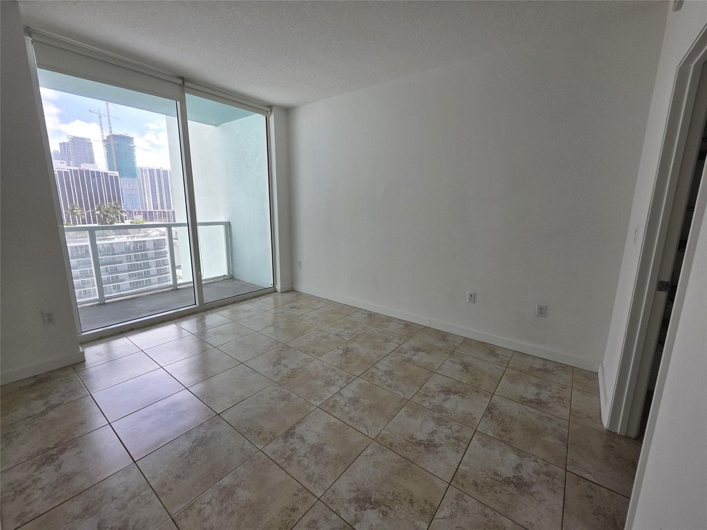 1900 N Bayshore Drive - Photo 8