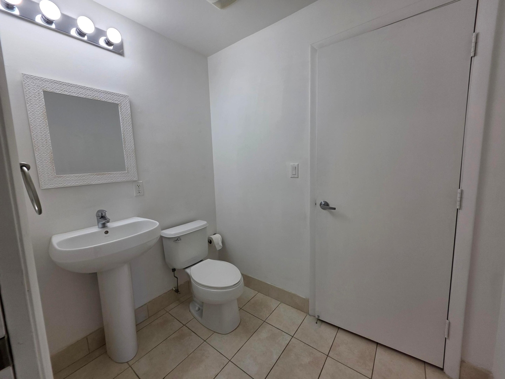 1900 N Bayshore Drive - Photo 35