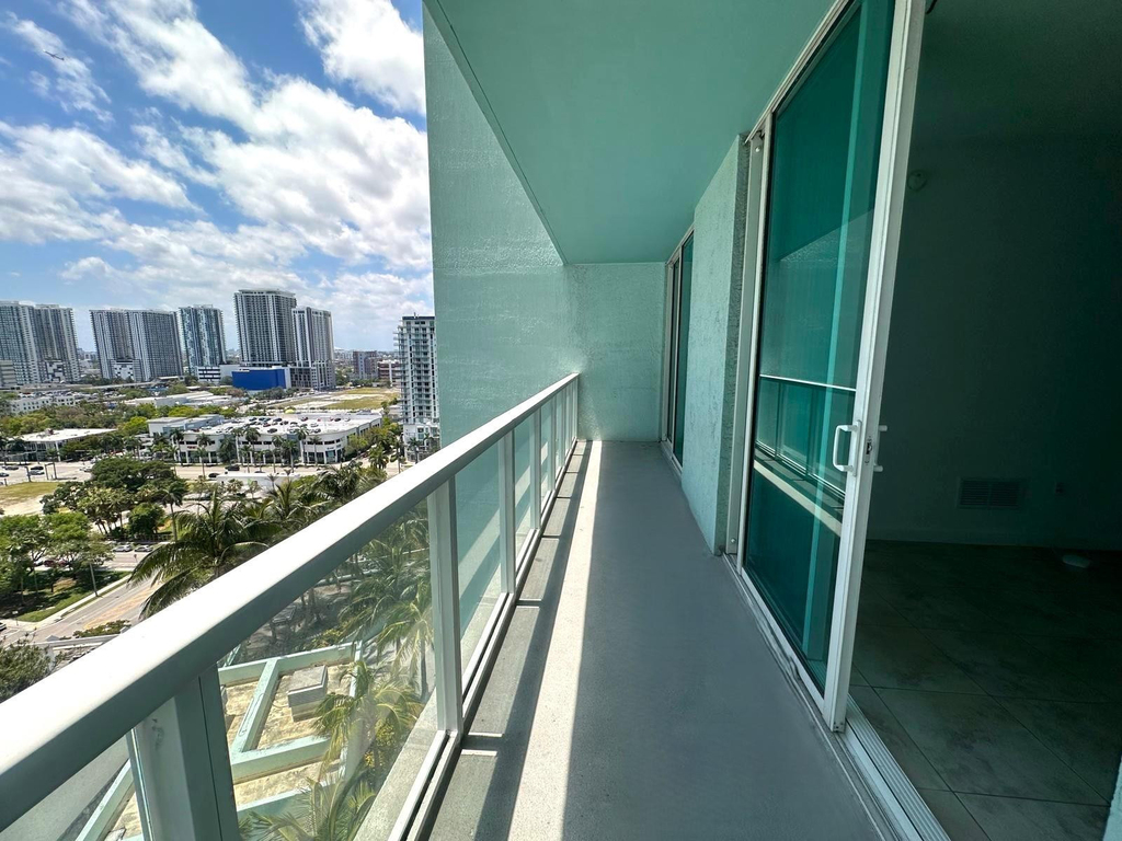 1900 N Bayshore Drive - Photo 4