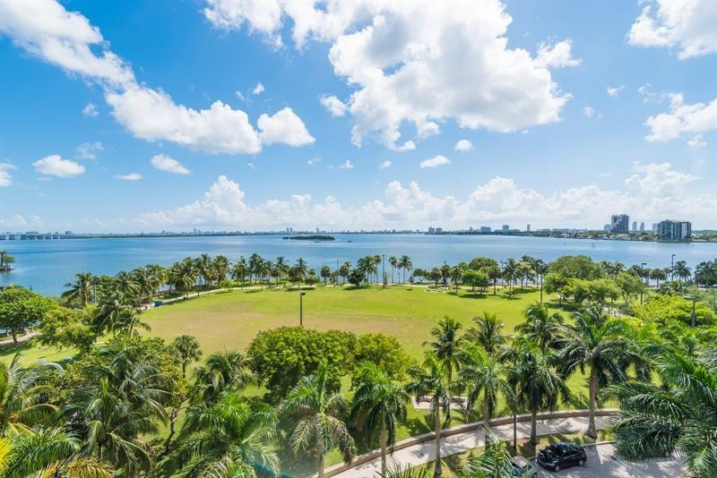 1900 N Bayshore Drive - Photo 21