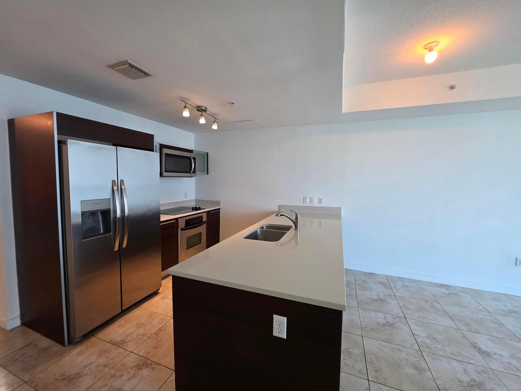1900 N Bayshore Drive - Photo 26