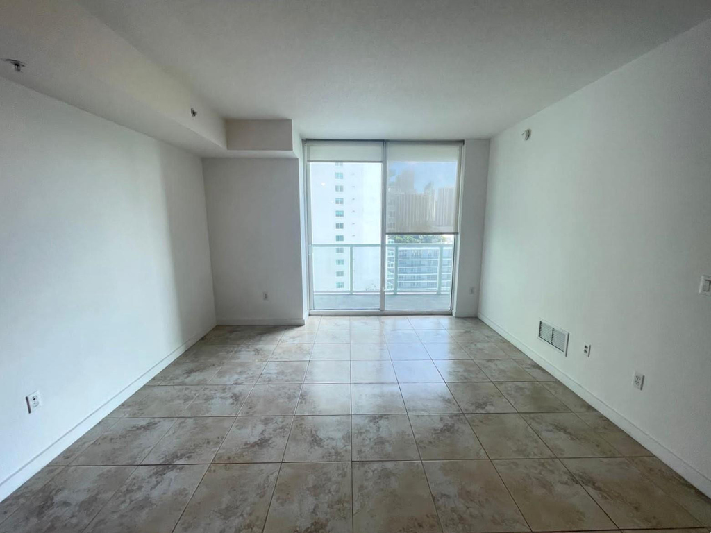 1900 N Bayshore Drive - Photo 5